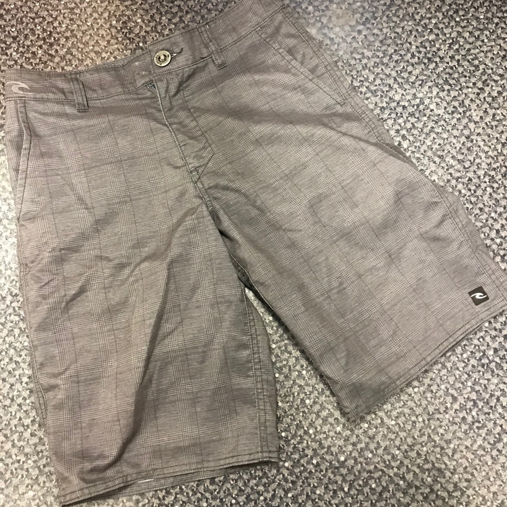 Men’s Ripcurl Boardwalk Shorts  Size 26
